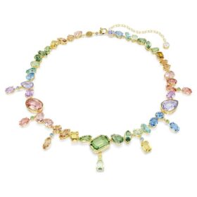Κολιέ Gema με μικτή κοπή, κρεμαστά κρύσταλλα, πολύχρωμο, επιχρυσωμένο Κολιέ Gema με μικτή κοπή, κρεμαστά κρύσταλλα, πολύχρωμο, επιχρυσωμένο