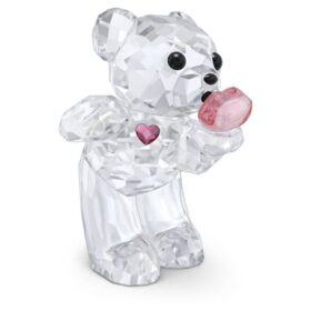 Kris Bear: Ένα φιλί γεμάτο αγάπη