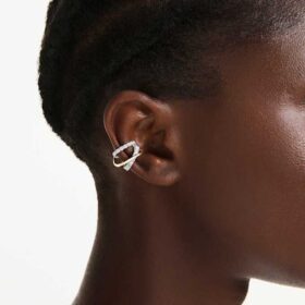 Σκουλαρίκια τύπου «Ear Cuffs» Hyperbola με μικτή κοπή, λευκά, φινίρισμα από μείγμα μετάλλων Σκουλαρίκια τύπου «Ear Cuffs» Hyperbola με μικτή κοπή, λευκά, φινίρισμα από μείγμα μετάλλων