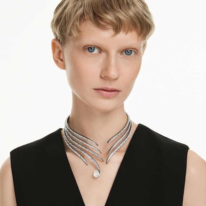 Το κολιέ τύπου choker «Feather» της συλλογής Vienna, λευκό, με επίστρωση ρουθηνίου Το κολιέ τύπου choker «Feather» της συλλογής Vienna, λευκό, με επίστρωση ρουθηνίου